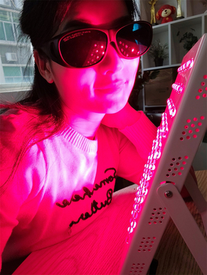 Αγορά 400W Led φορητό ελαφρύ φως θεραπεία συσκευή στέκεται, φωτεινή θεραπεία πάνελ για την ανακούφιση από τον πόνο σε απευθείας σύνδεση κατασκευή