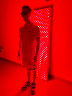 Πάνελ Θεραπείας με Κόκκινο Φως LCD 4500W 660nm 850nm Διπλού Μήκους Κύματος