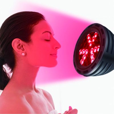 24W ελαφριά θεραπεία των οδηγήσεων βολβών 660nm θεραπείας κόκκινου φωτός για το σκοτεινό δέρμα